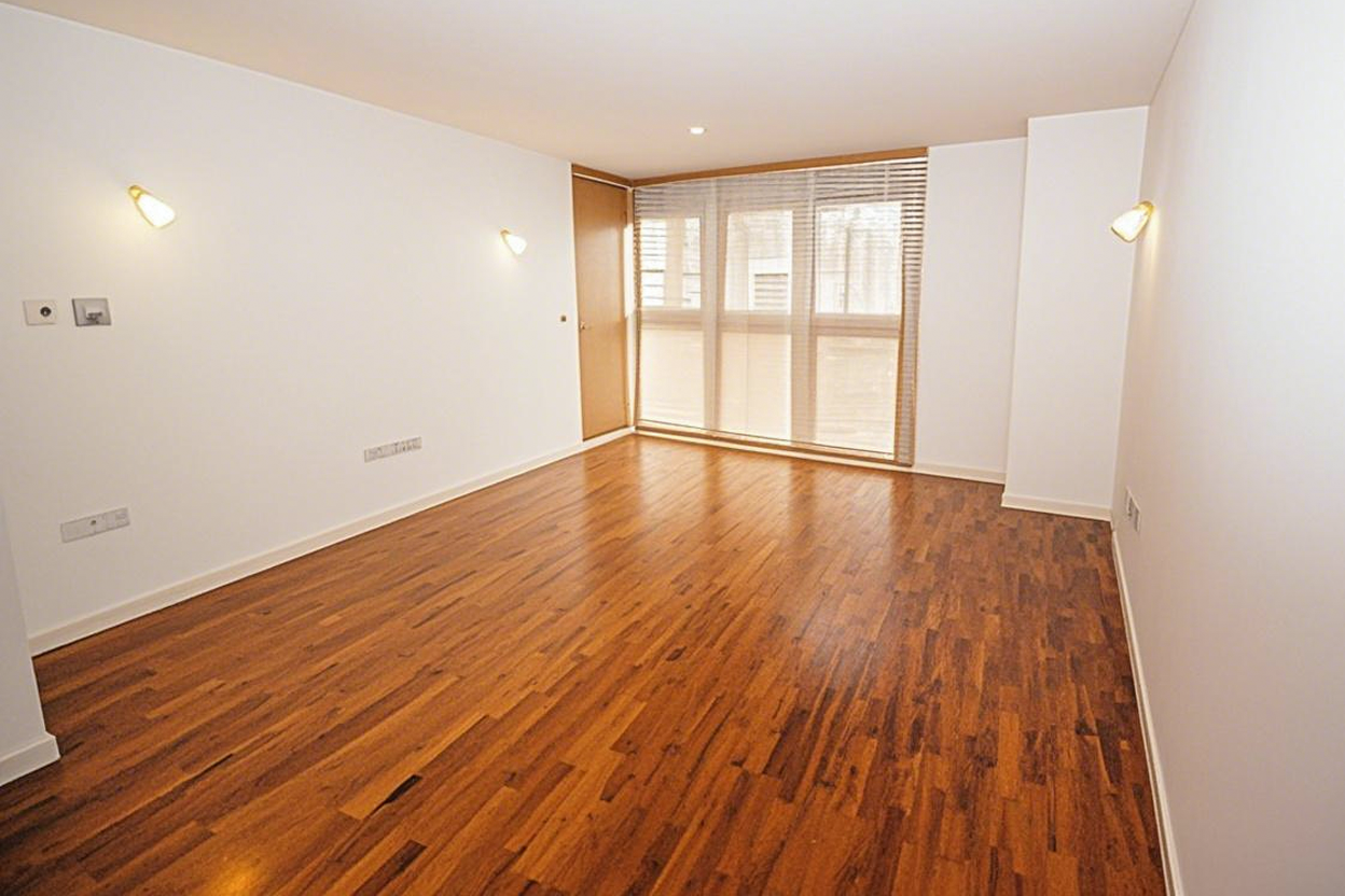 Canary Wharf｜New Providence Wharf｜1B1B