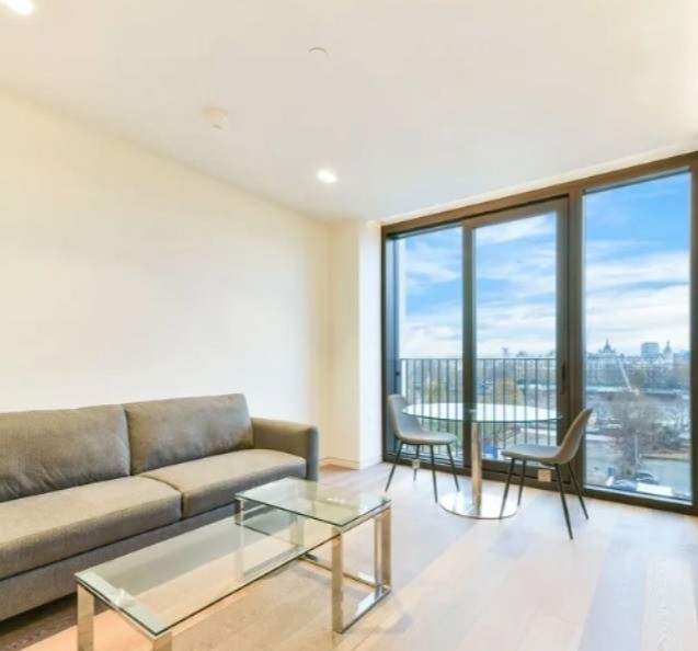 Waterloo｜Casson Square｜Studio 