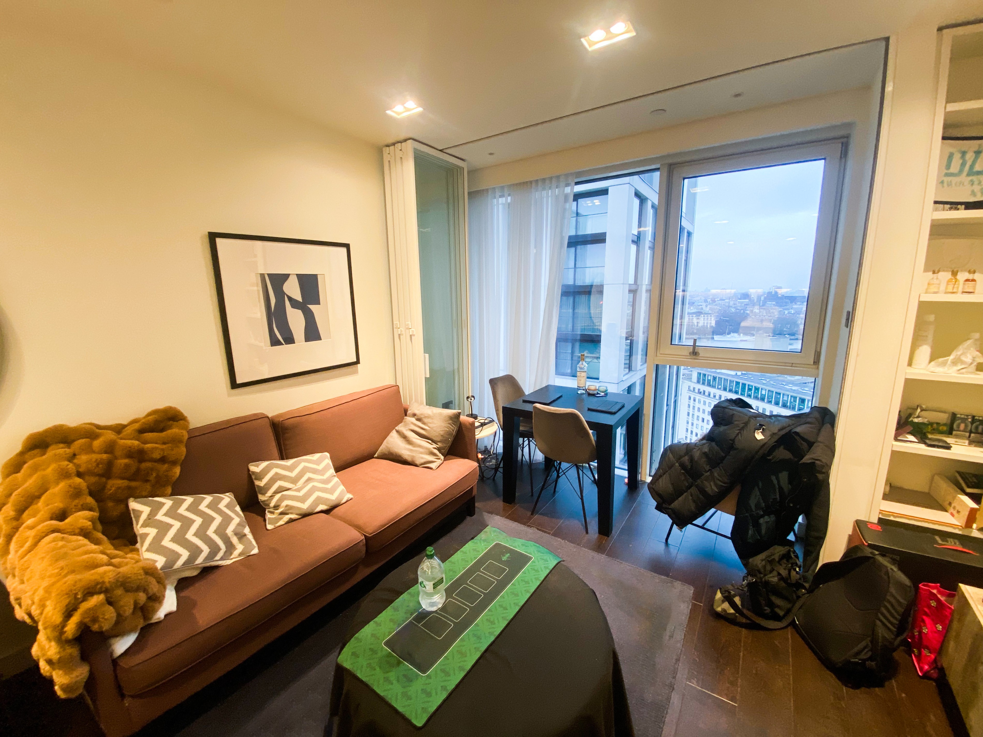 Waterloo｜8 Casson Square｜2B2B