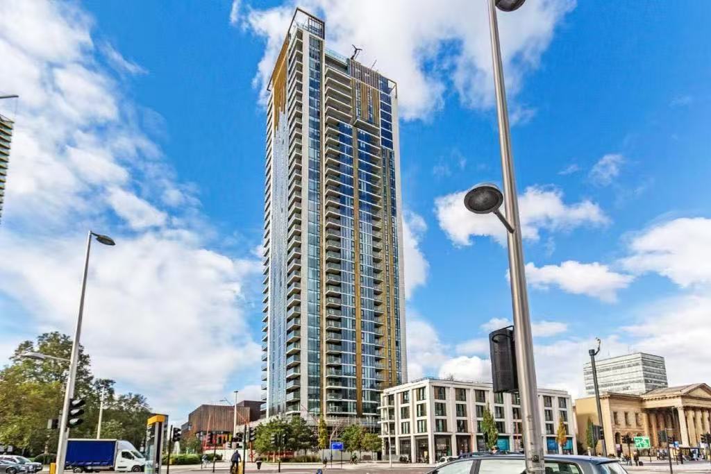 Elephant&Castle｜One The Elephant｜1B1B