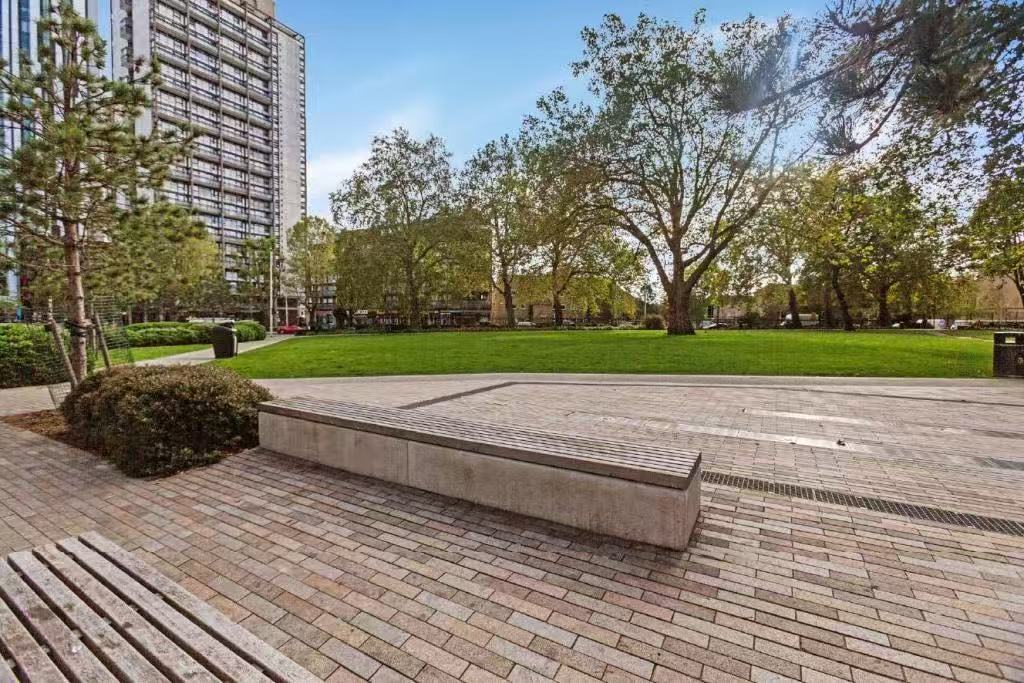 Elephant&Castle｜One The Elephant｜1B1B