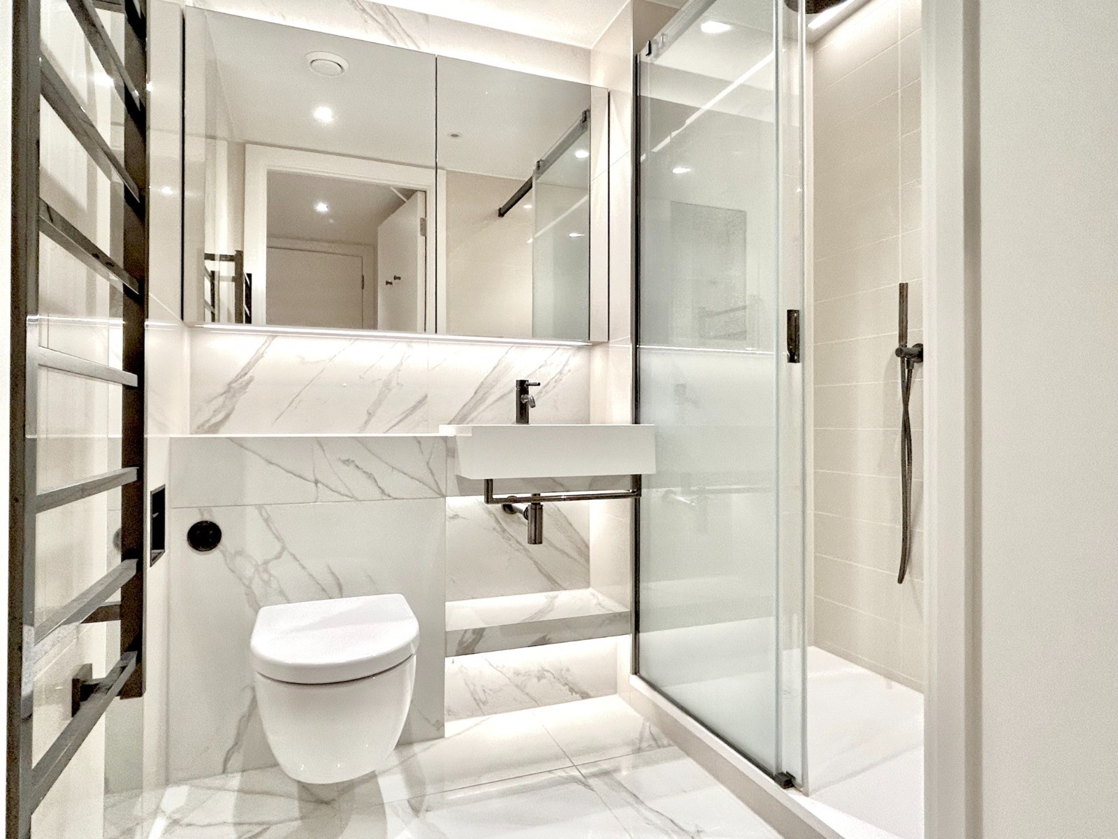 White City｜Cascade Way｜1B1B 