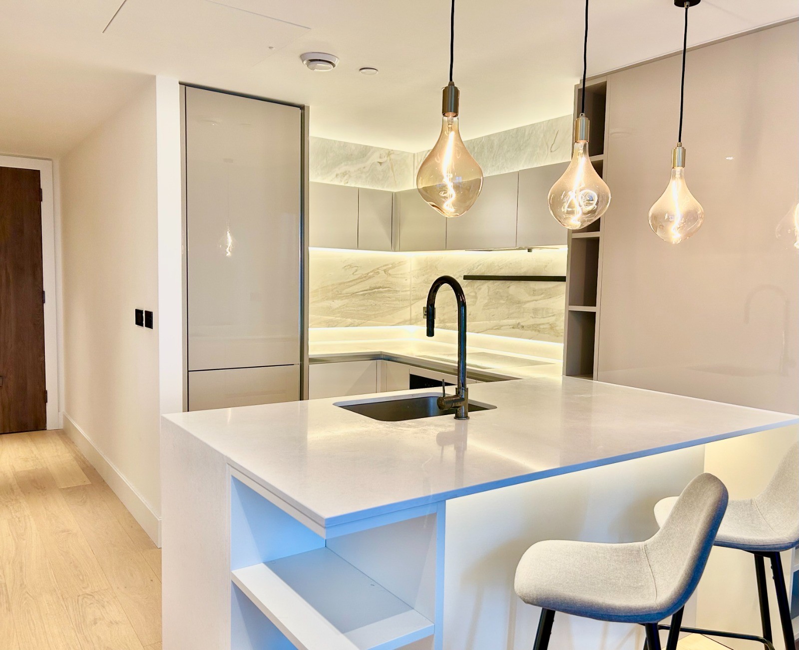 White City｜Cascade Way｜1B1B 
