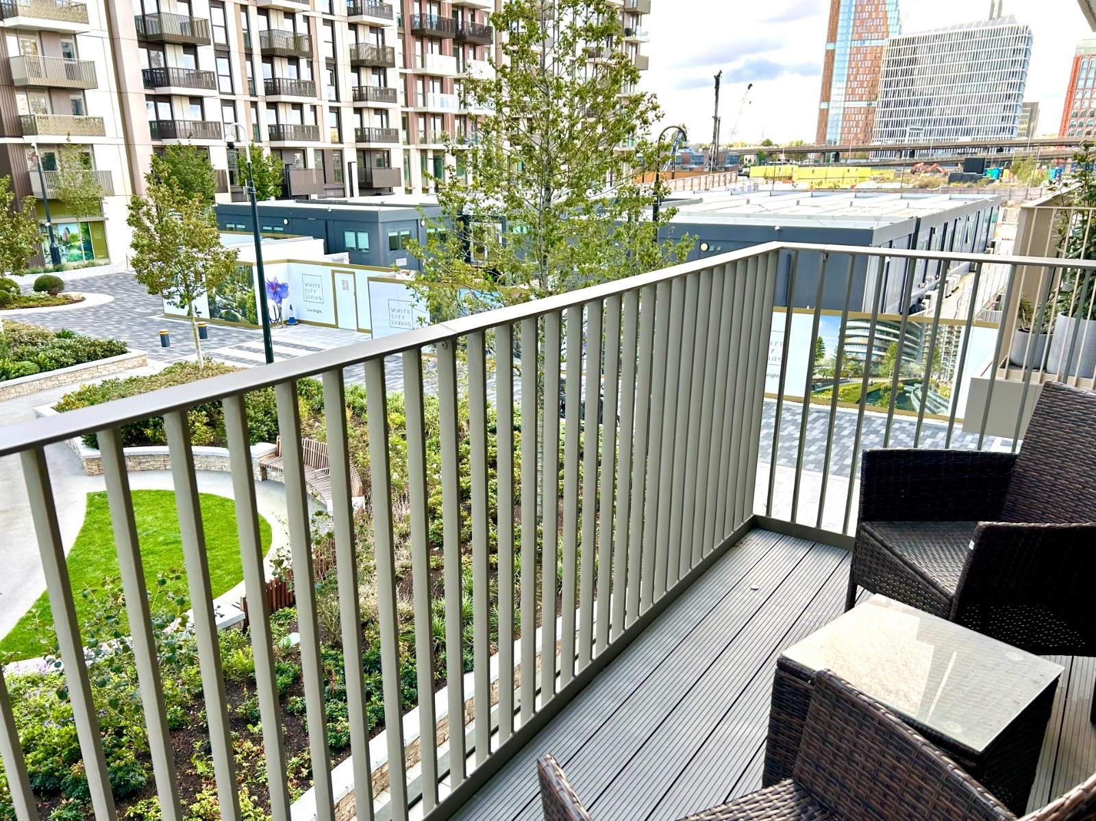 White City｜Cascade Way｜1B1B 