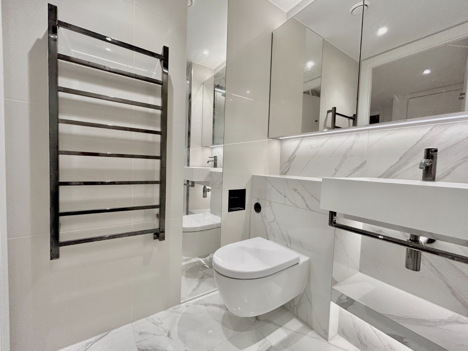 White City｜Cascade Way｜1B1B 
