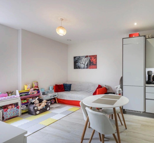 Uxbridge｜Westcombe House｜1B1B 