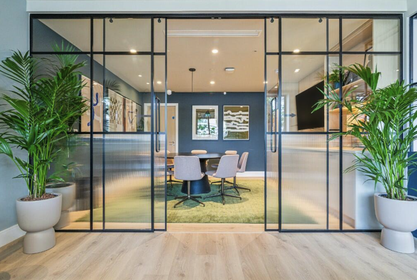 Ealing｜The Apiary, The Mall, Ealing｜Studio