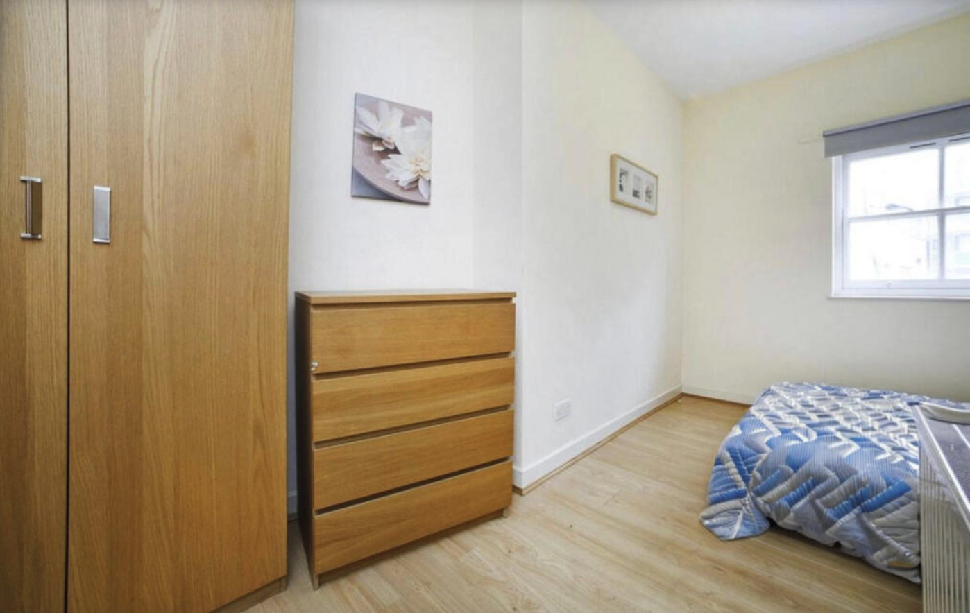 Russell Square｜Gray's Inn Road｜1B1B