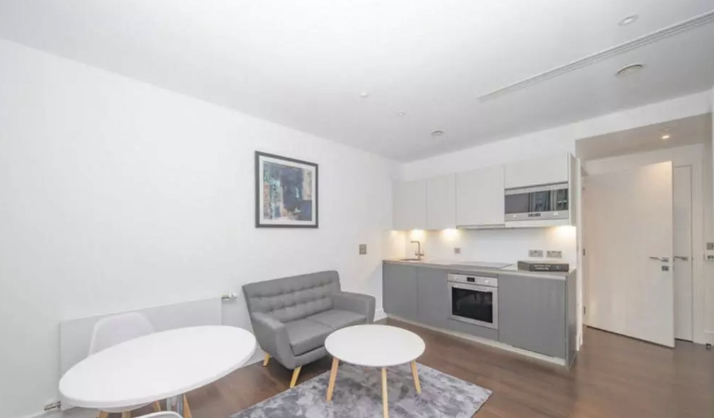 Canary wharf｜Harbour Way｜Studio