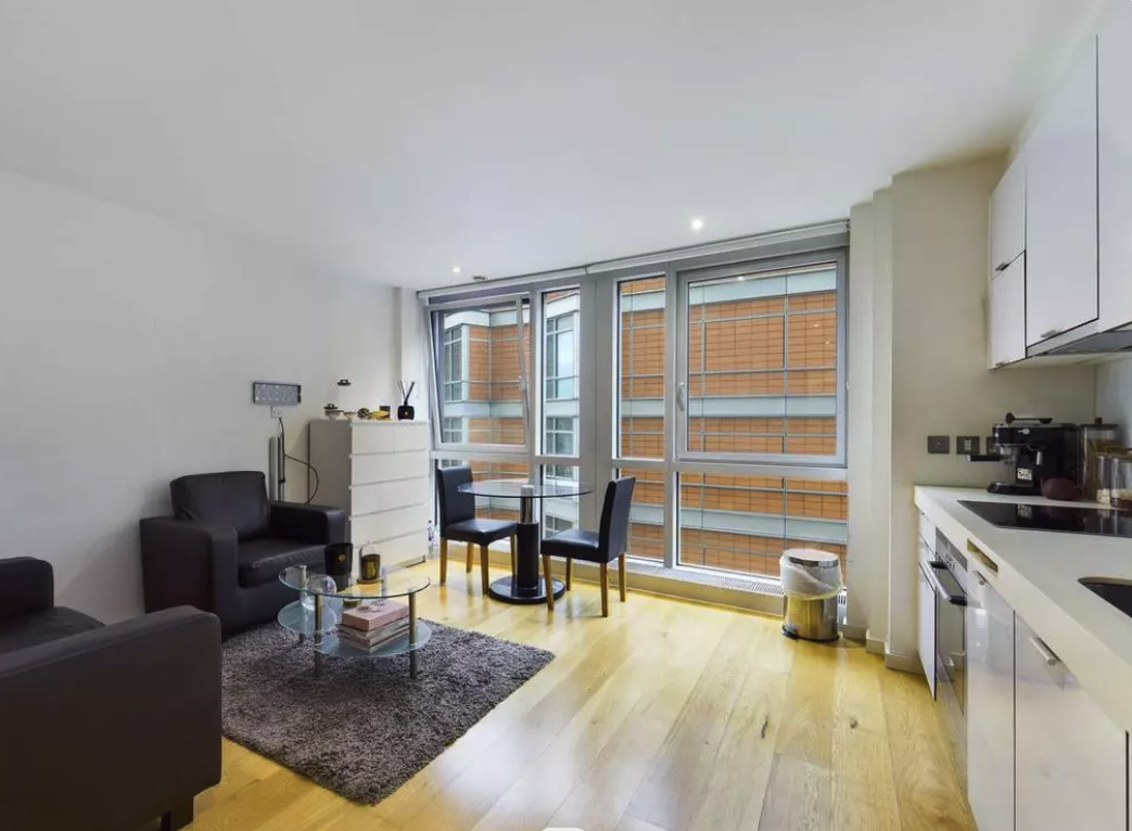Canary wharf｜Fairmont Avenue｜1B1B