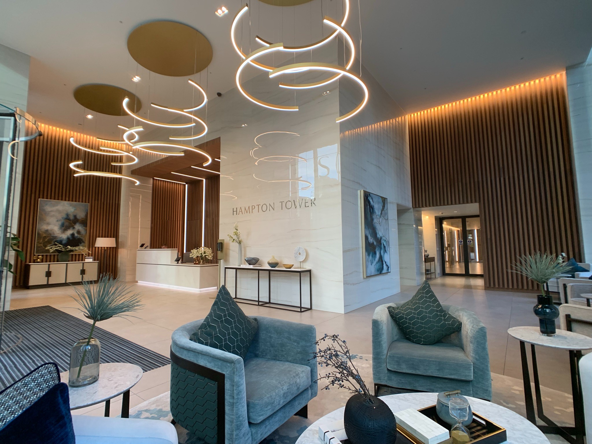 Canary wharf｜Hampton Tower 4405｜2B2B