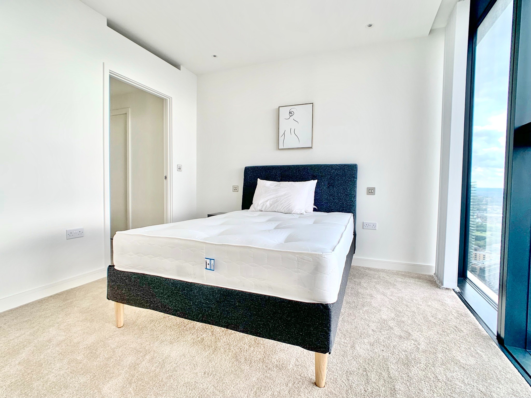 Canary wharf｜Hampton Tower 4405｜2B2B