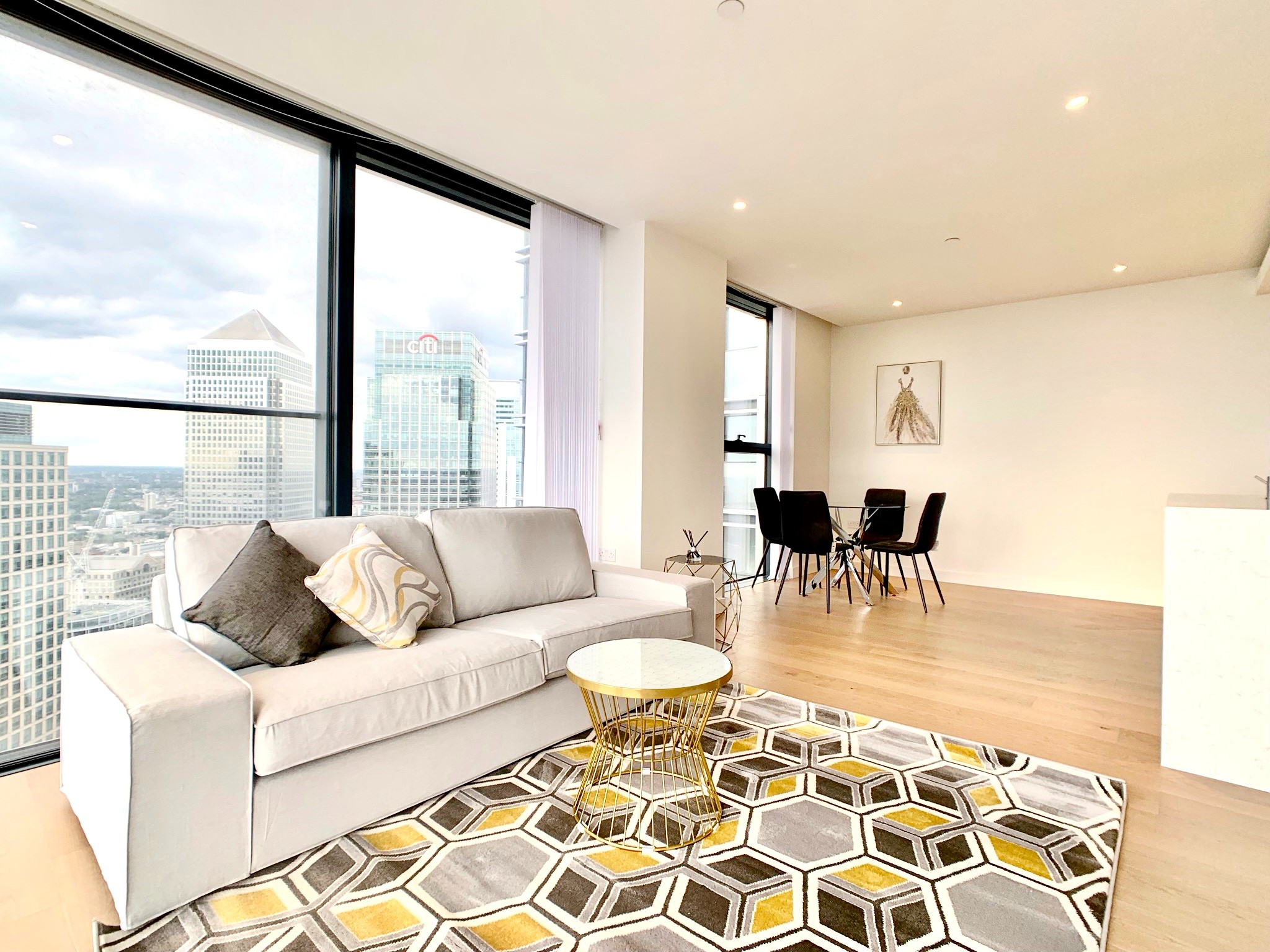 Canary wharf｜Hampton Tower 4405｜2B2B