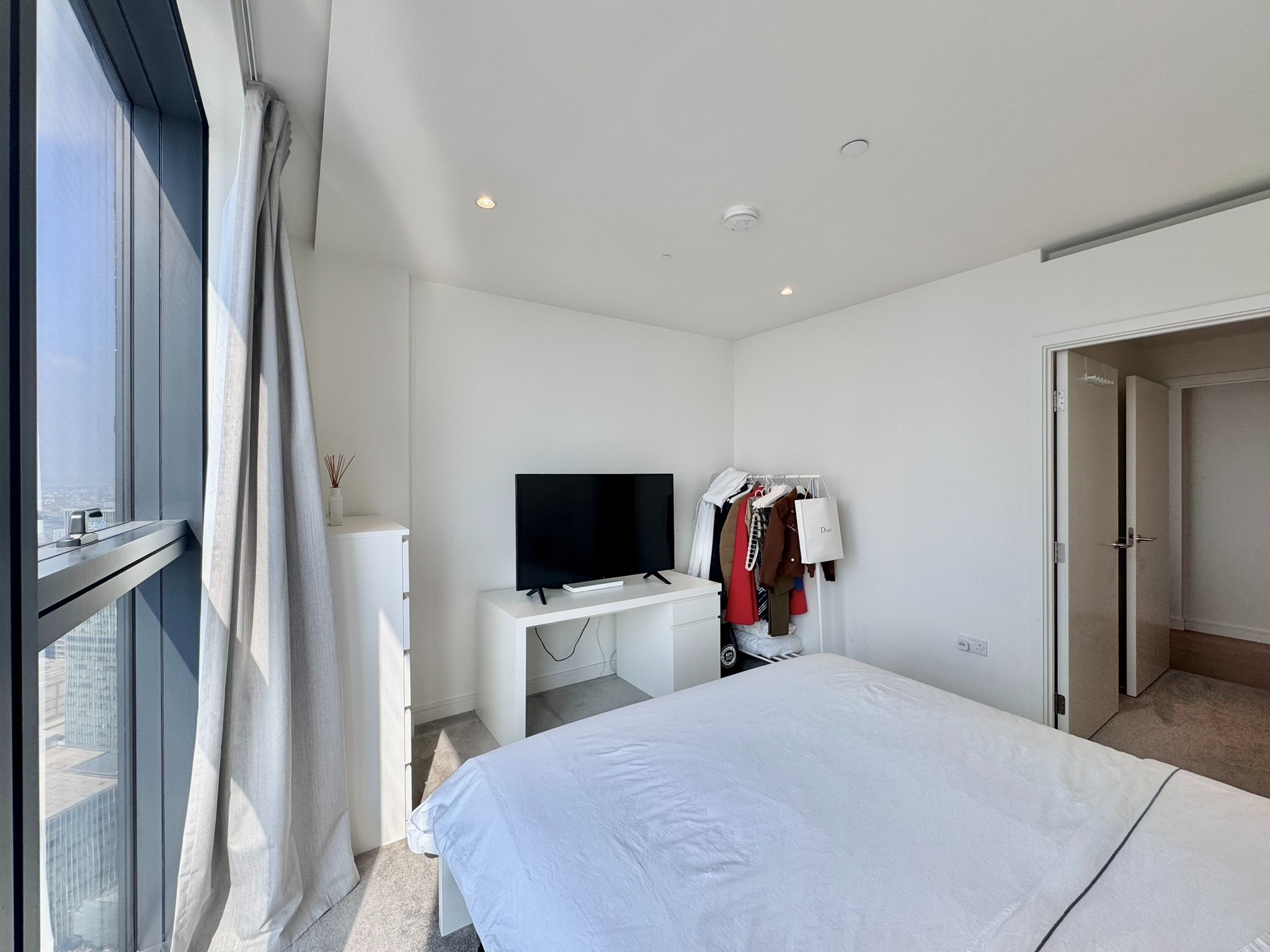Canary wharf｜Hampton tower 5404｜2B2B
