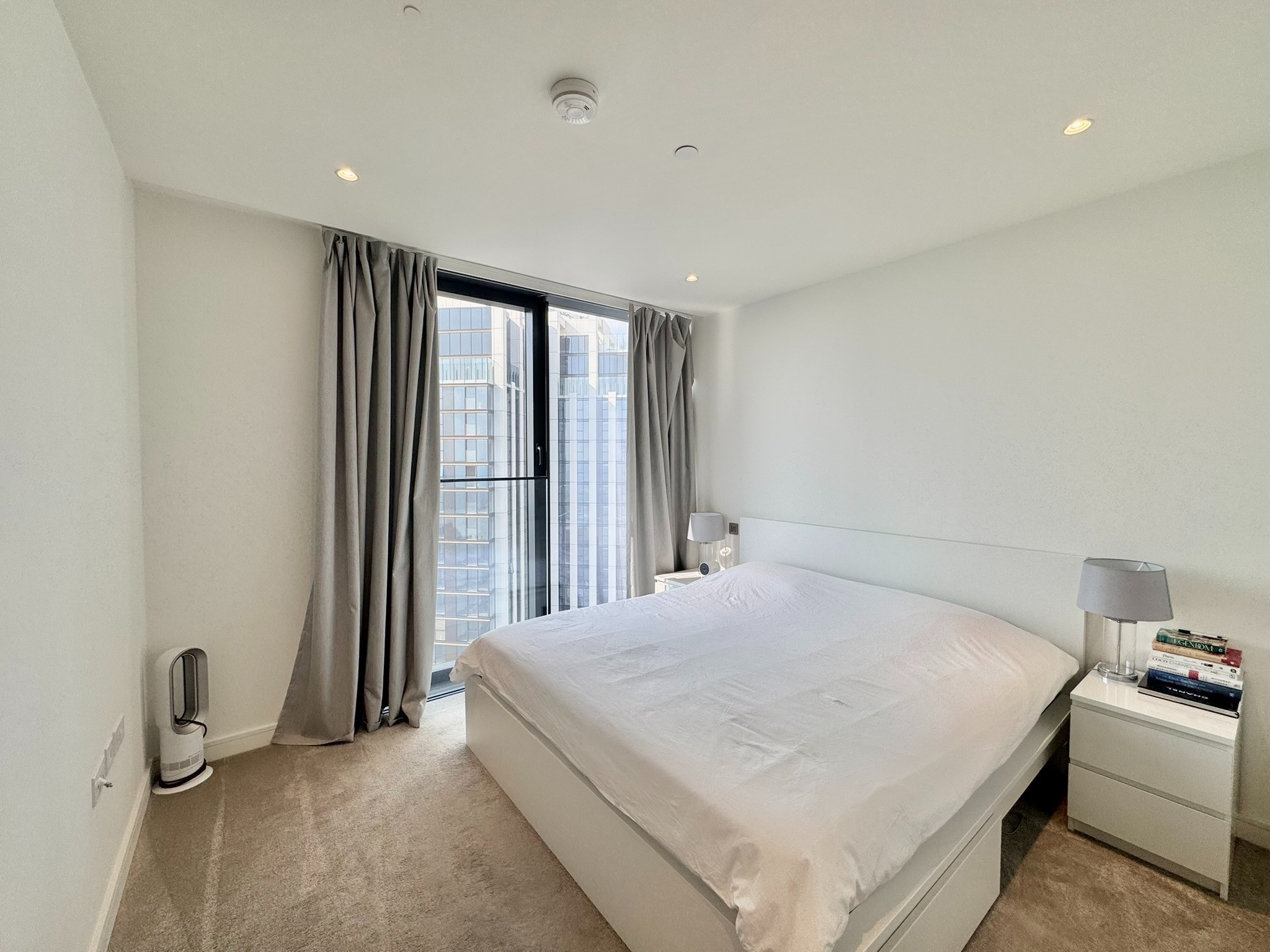Canary wharf｜Hampton tower 5404｜2B2B