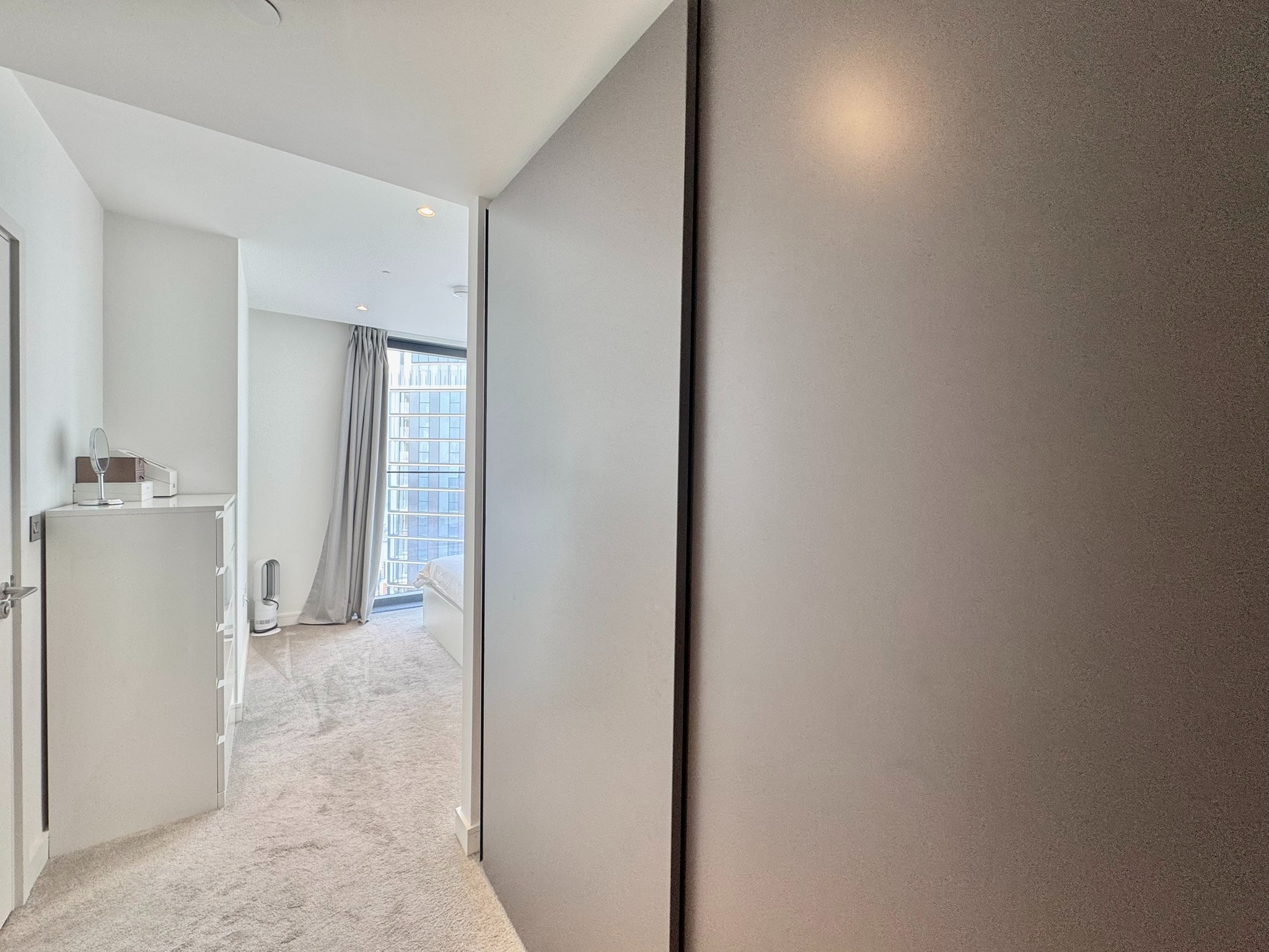 Canary wharf｜Hampton tower 5404｜2B2B