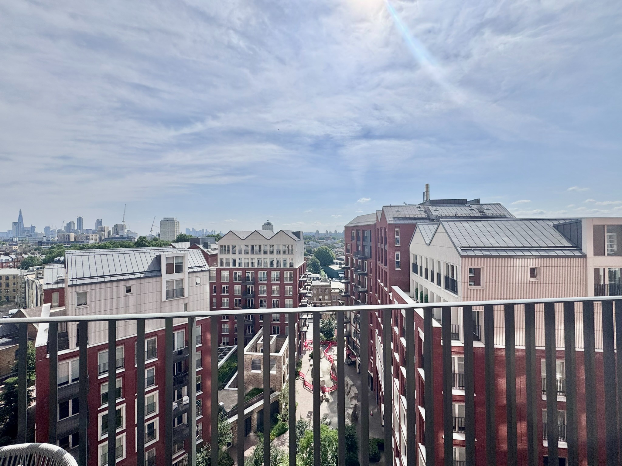 Vauxhall｜7A Exchange Gardens｜1B1B