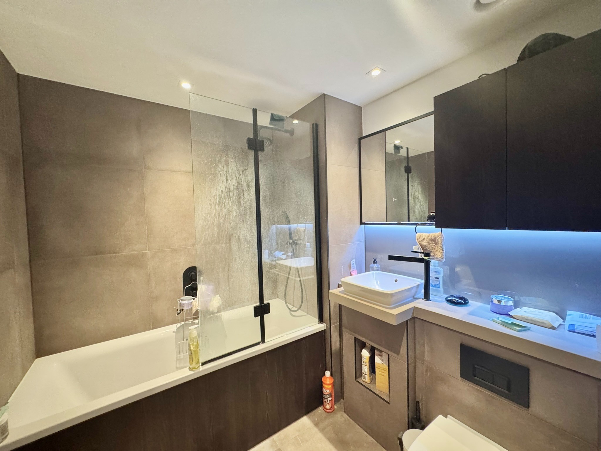 Vauxhall｜7A Exchange Gardens｜1B1B