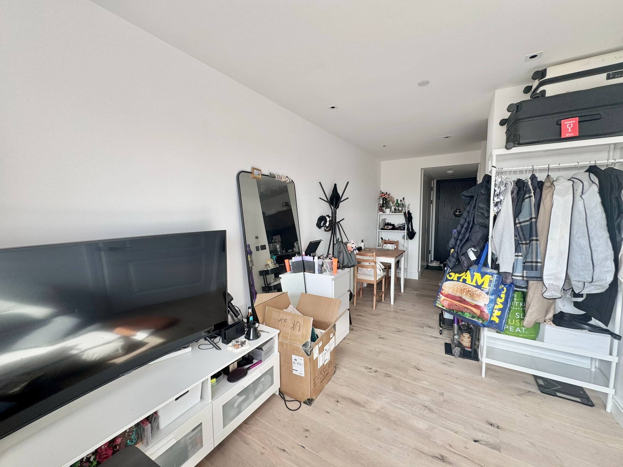 Vauxhall｜7A Exchange Gardens｜1B1B