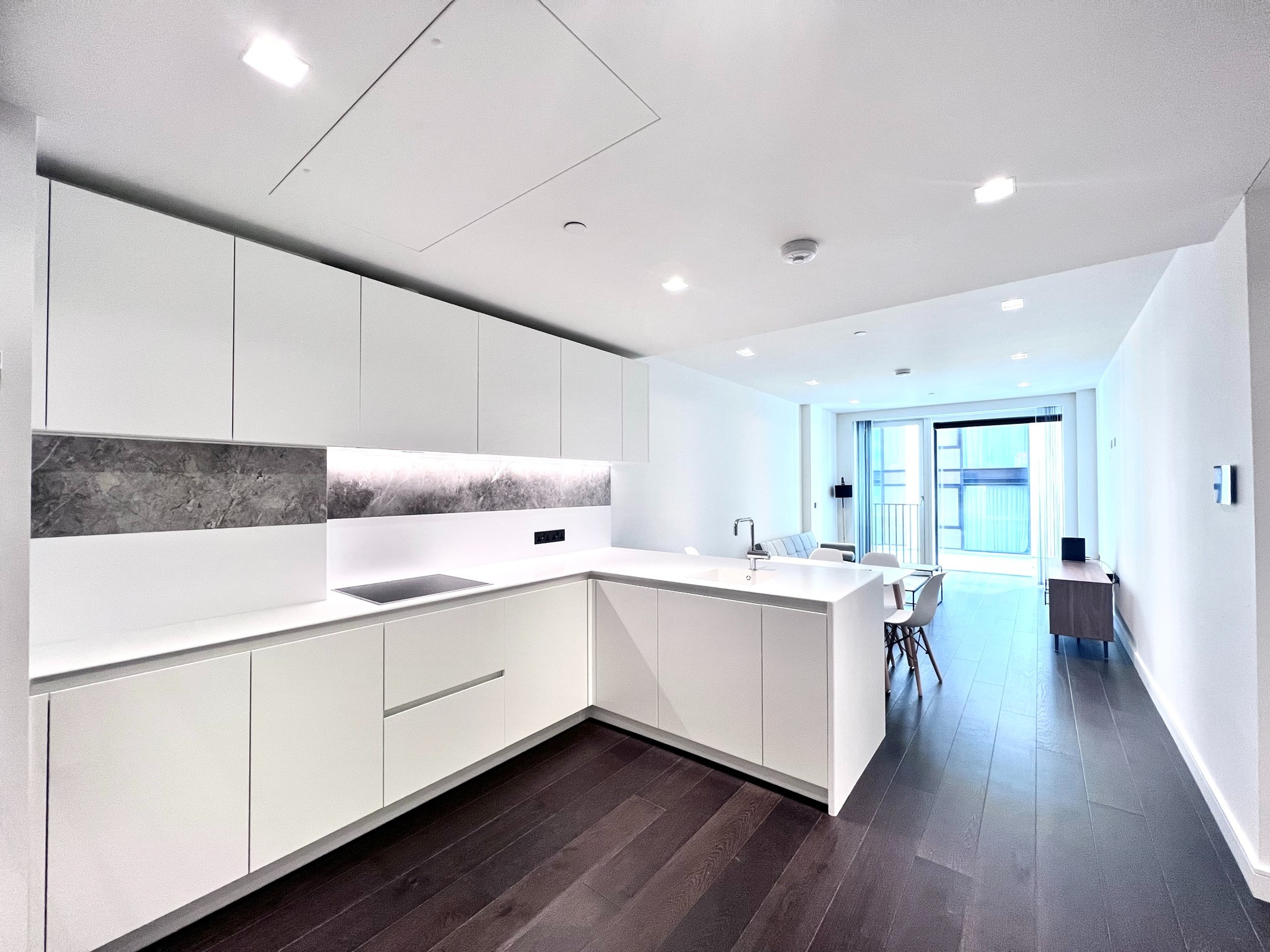 Waterloo｜8 Casson Square 2105｜1B1B