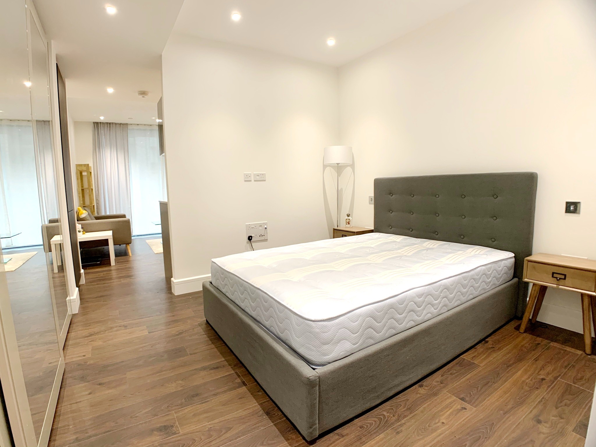 White Chapel｜Neroli House｜1B1B