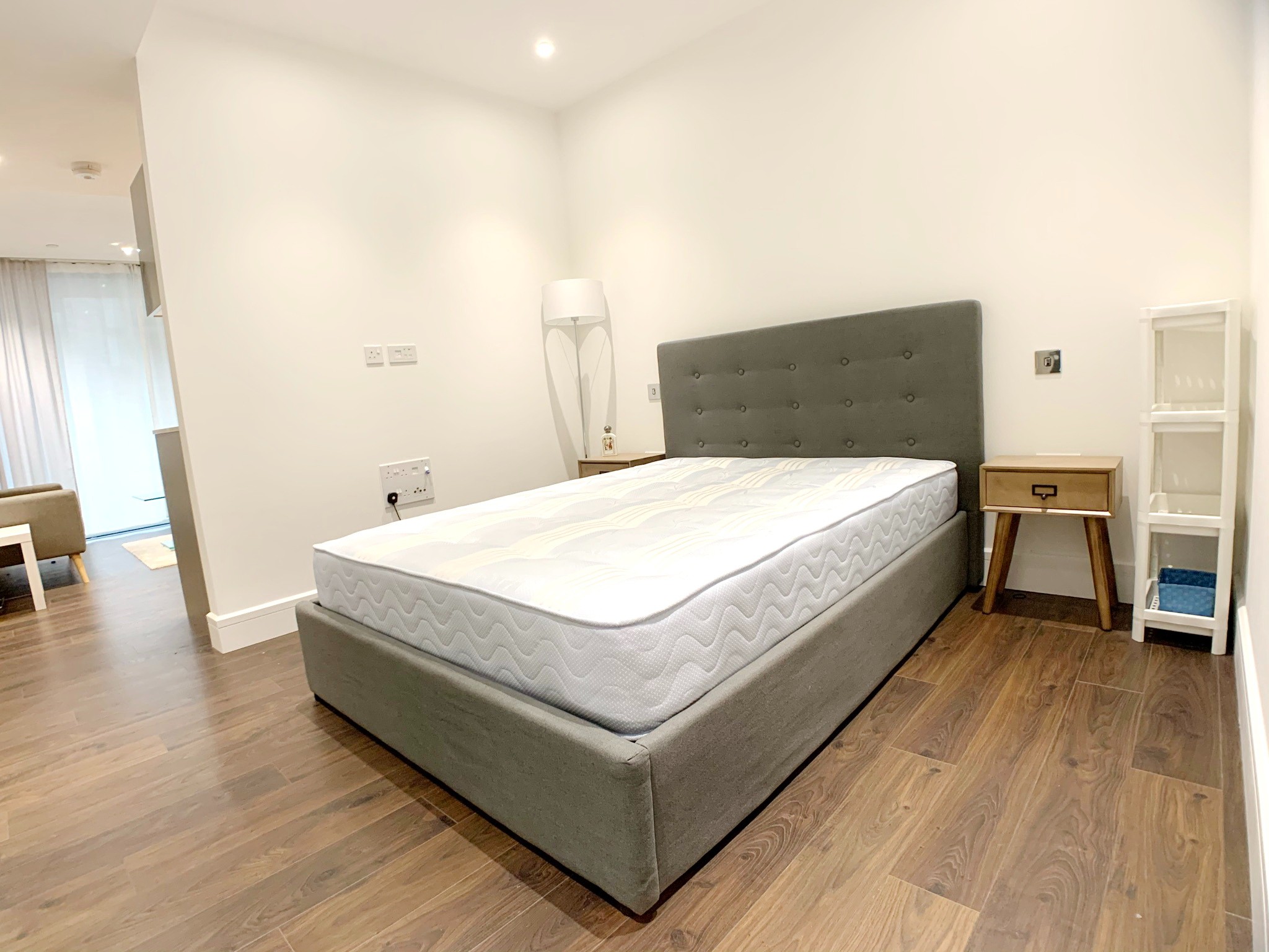 White Chapel｜Neroli House｜1B1B