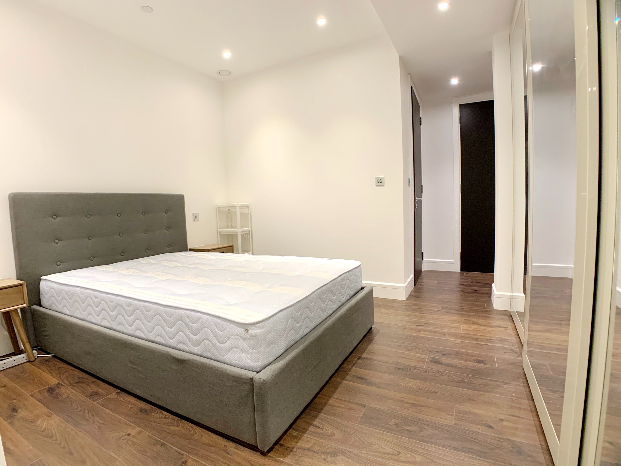 White Chapel｜Neroli House｜1B1B