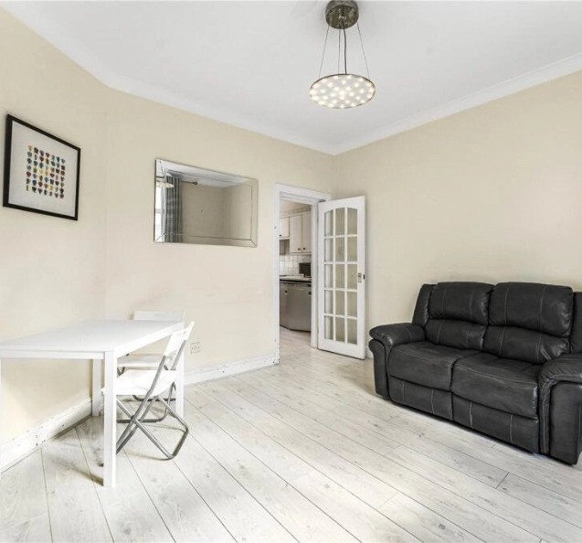 Farringdon丨Clerkenwell Road丨1B1B