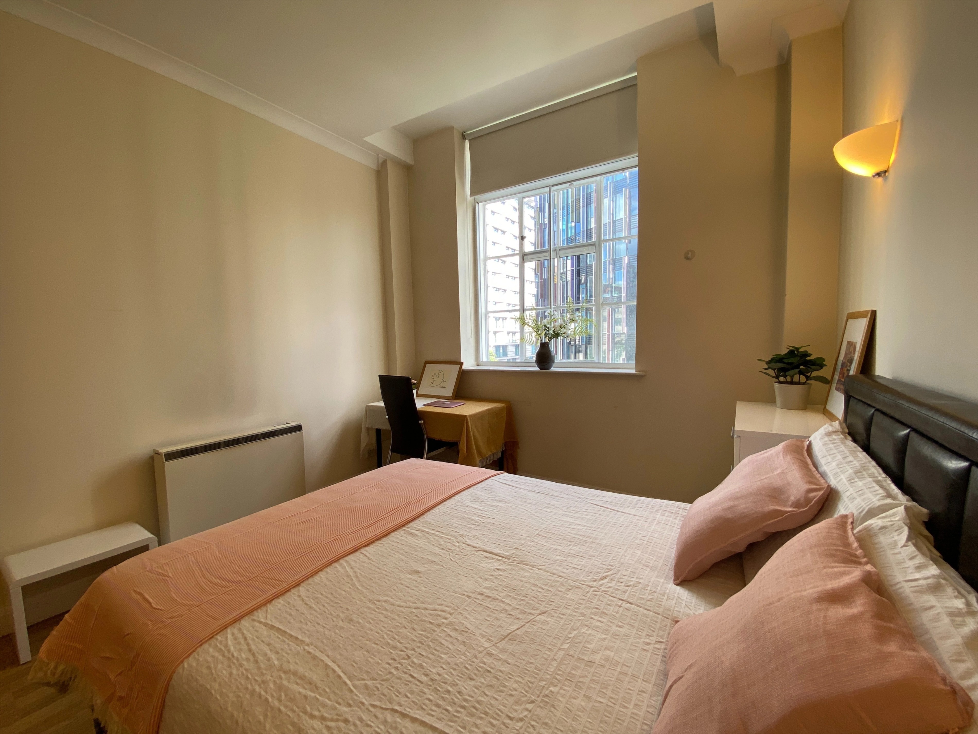 Waterloo｜County Hall 140SB｜2B1B