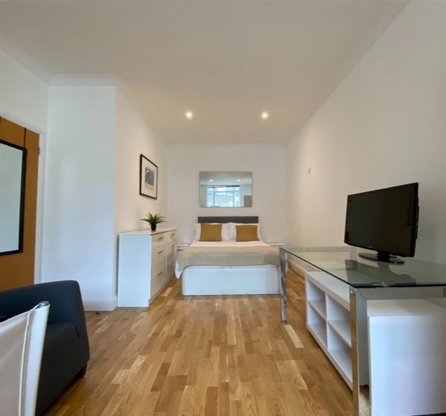 Waterloo｜County Hall 43NB｜3B2B