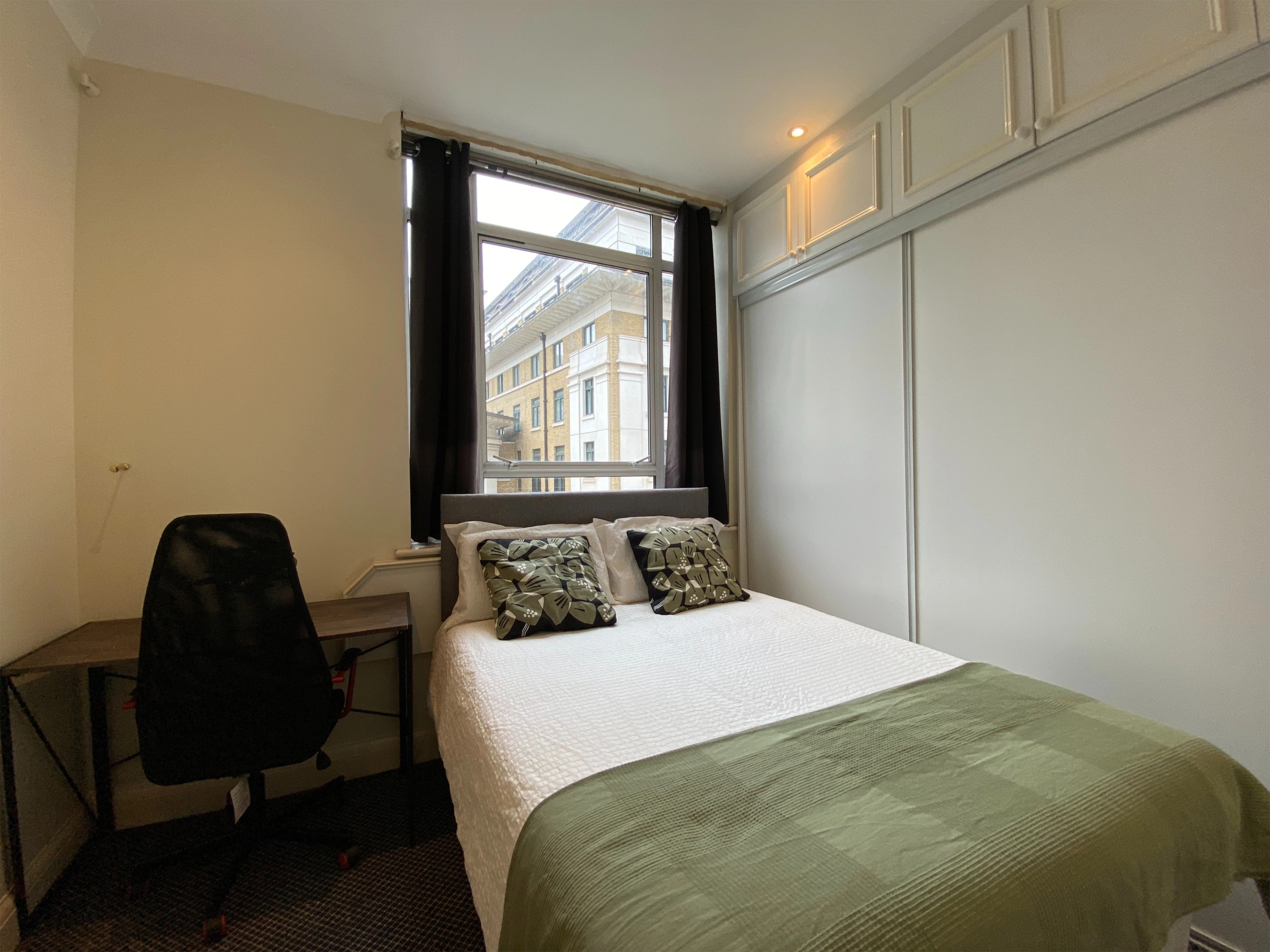 Waterloo｜County Hall 43NB｜3B2B