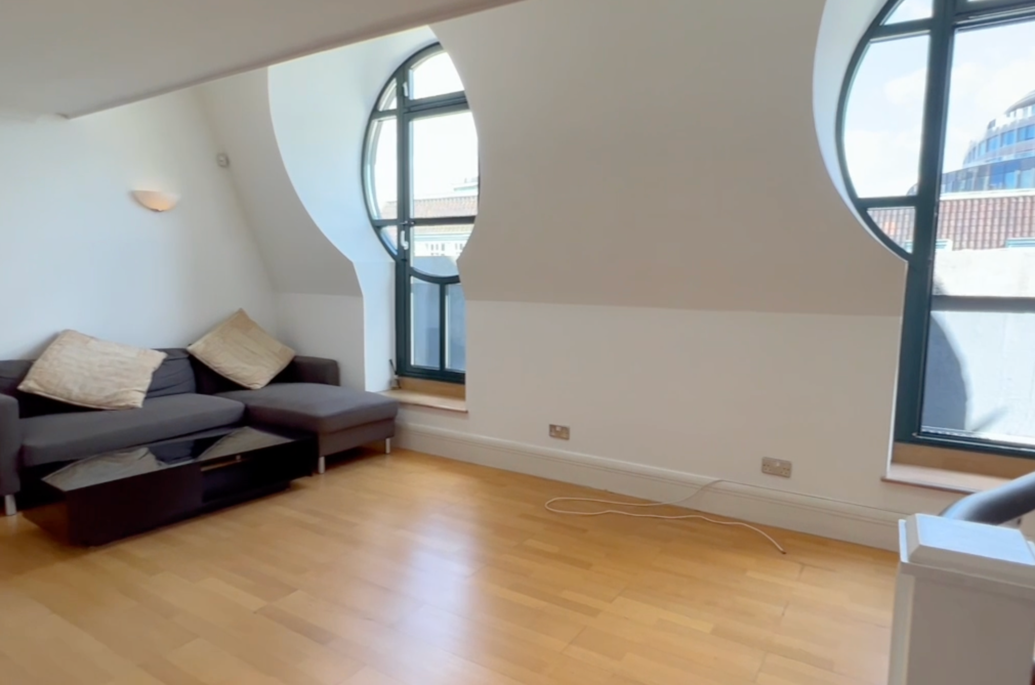 Waterloo｜County Hall, West Block｜2B2B
