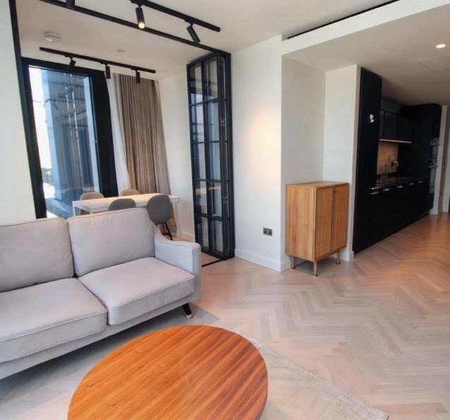 Liverpool Street丨One Crown Place丨1B1B 