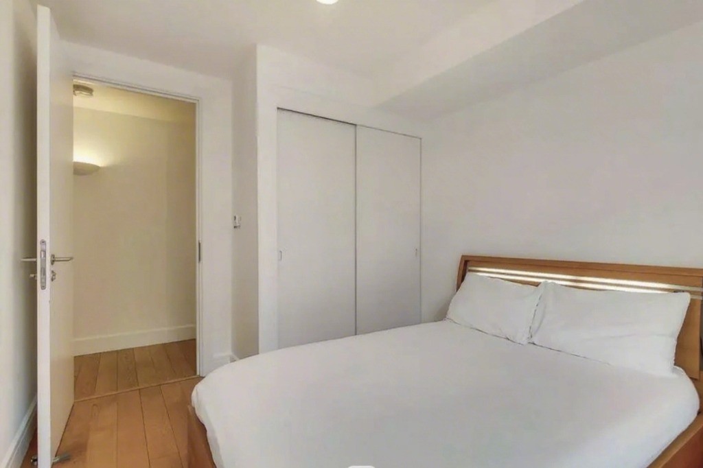 Euston｜Drummond Street｜2B2B