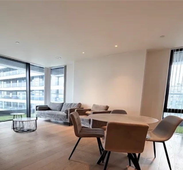 Canary Wharf丨The Wardian, Canary Wharf E14丨2B2B 
