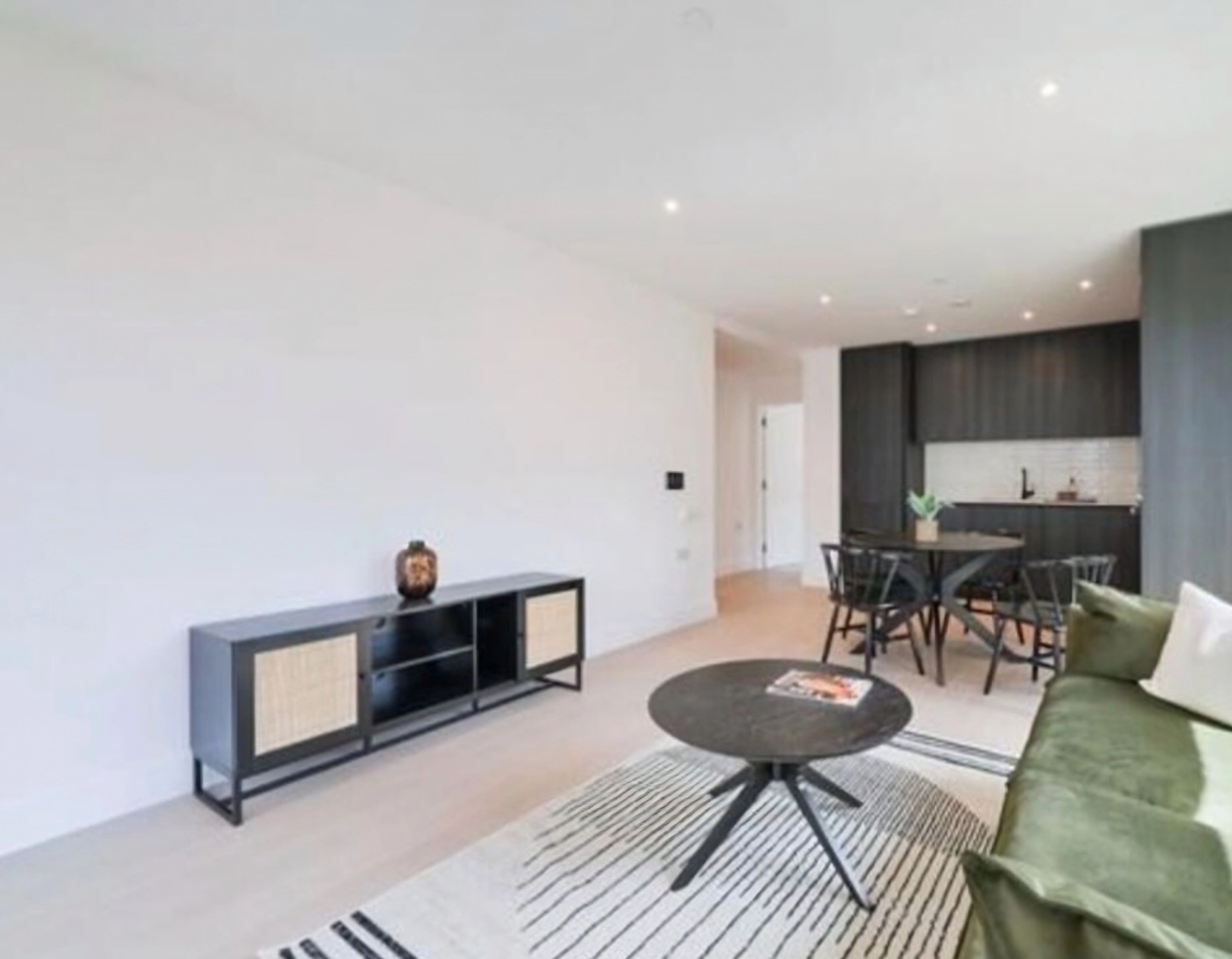 Elephant&Castle｜Hawksbury Heights｜1B1B