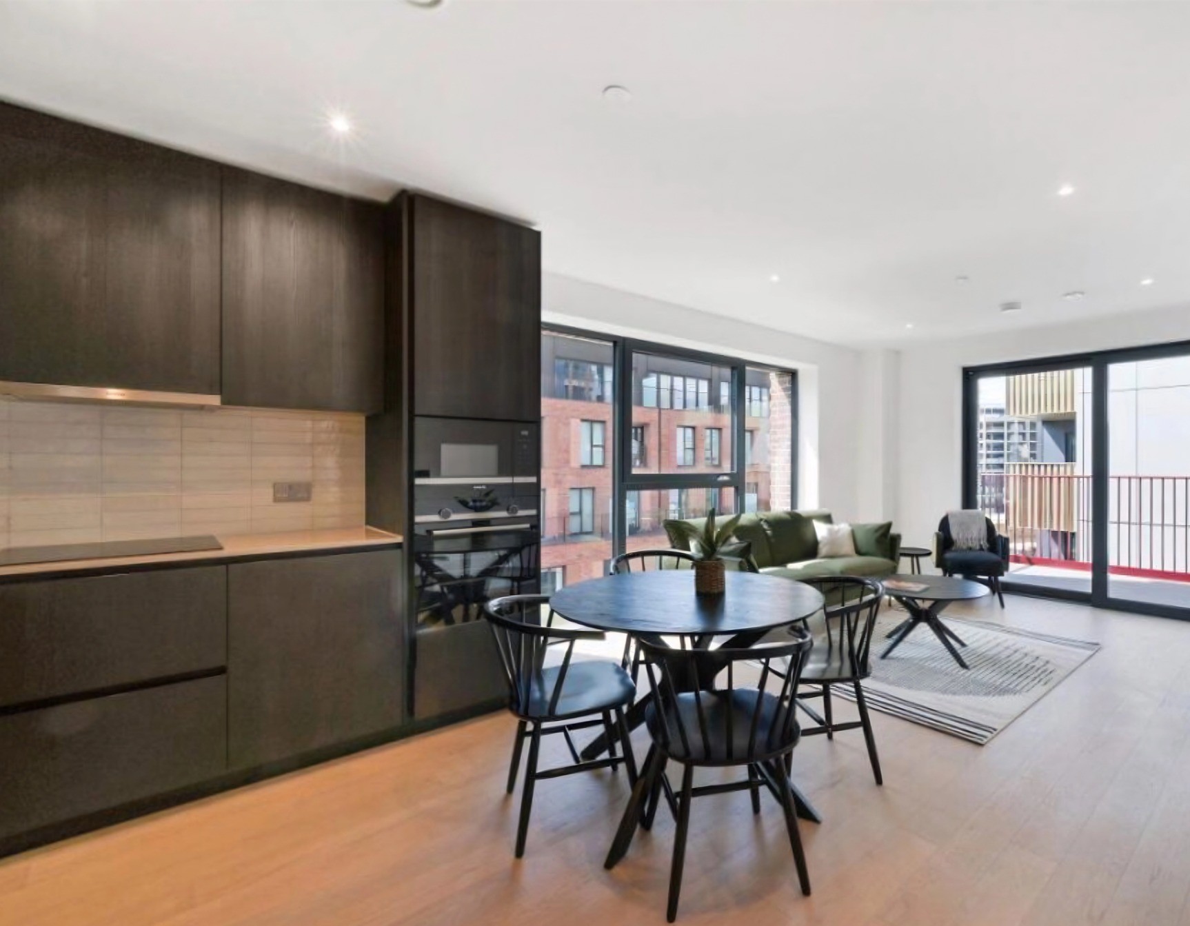 Elephant&Castle｜Hawksbury Heights｜1B1B
