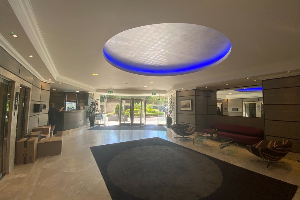 Waterloo｜White House Apartments 301WH｜3B2B 