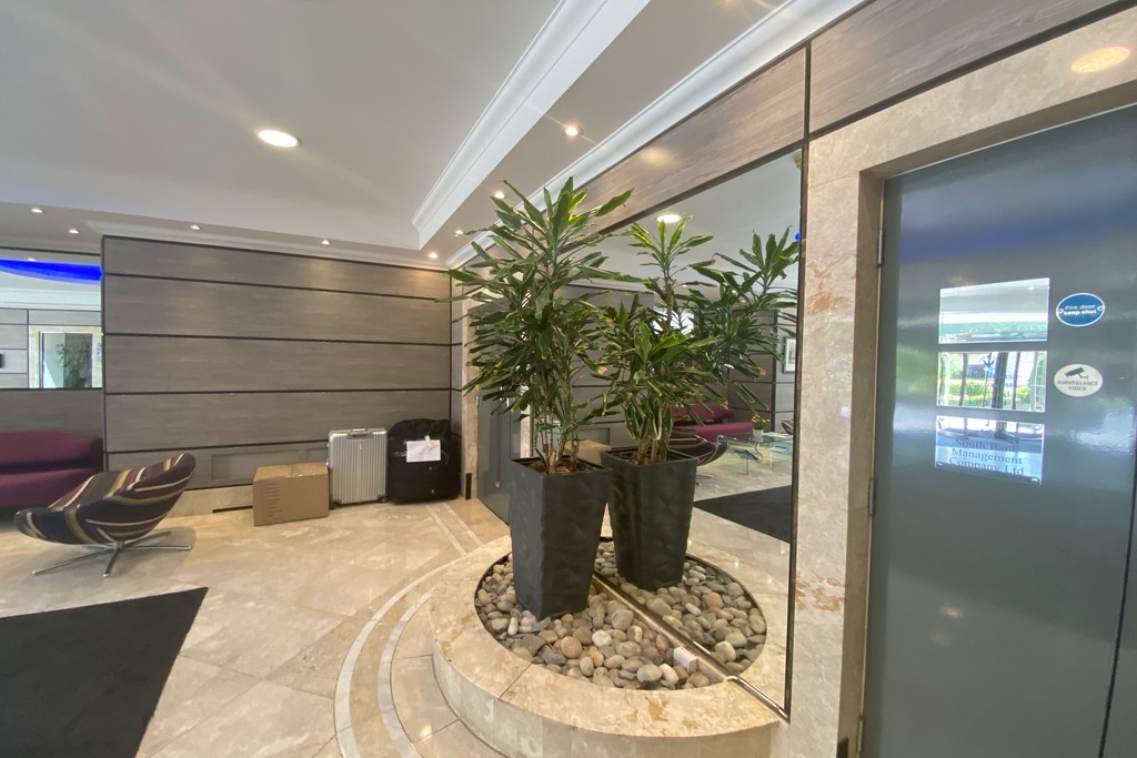 Waterloo｜White House Apartments 301WH｜3B2B 