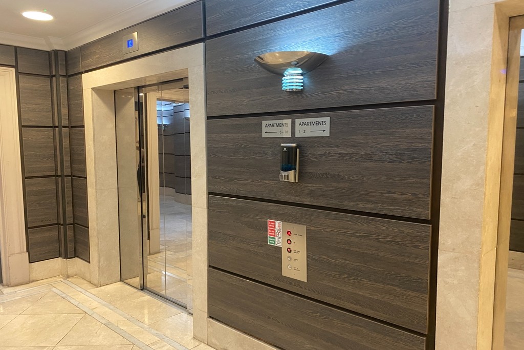 Waterloo｜White House Apartments 301WH｜3B2B 