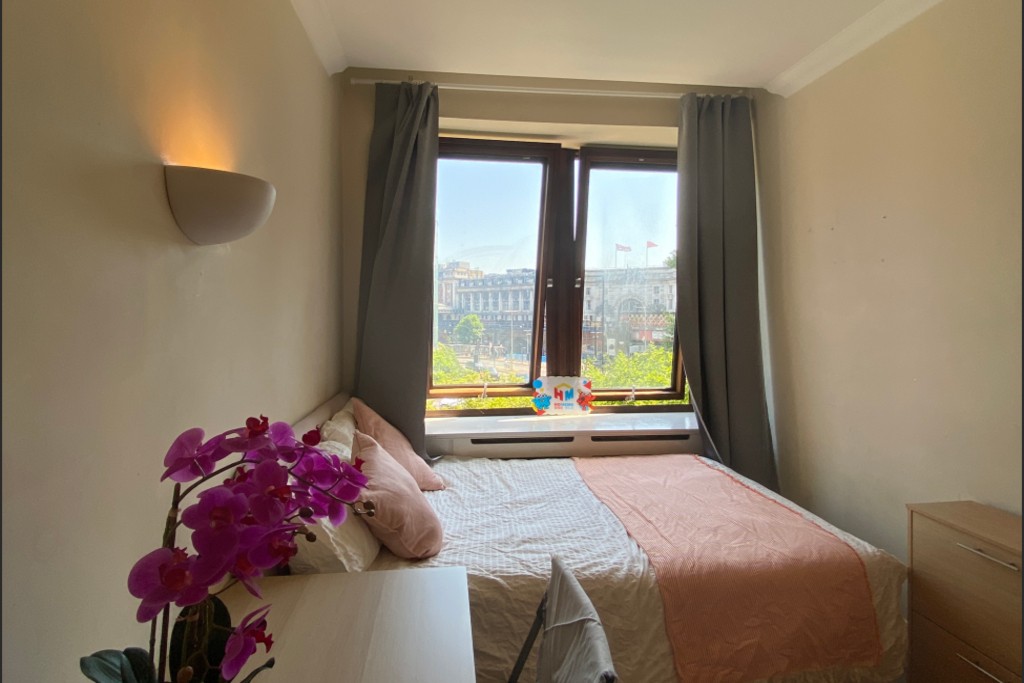 Waterloo｜White House Apartments 301WH｜3B2B 
