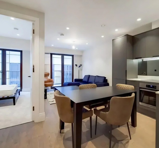 Canary Wharf丨Dock East Apartments丨2B2B