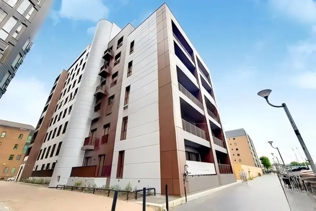 Canary Wharf丨Dock East Apartments丨2B2B已下