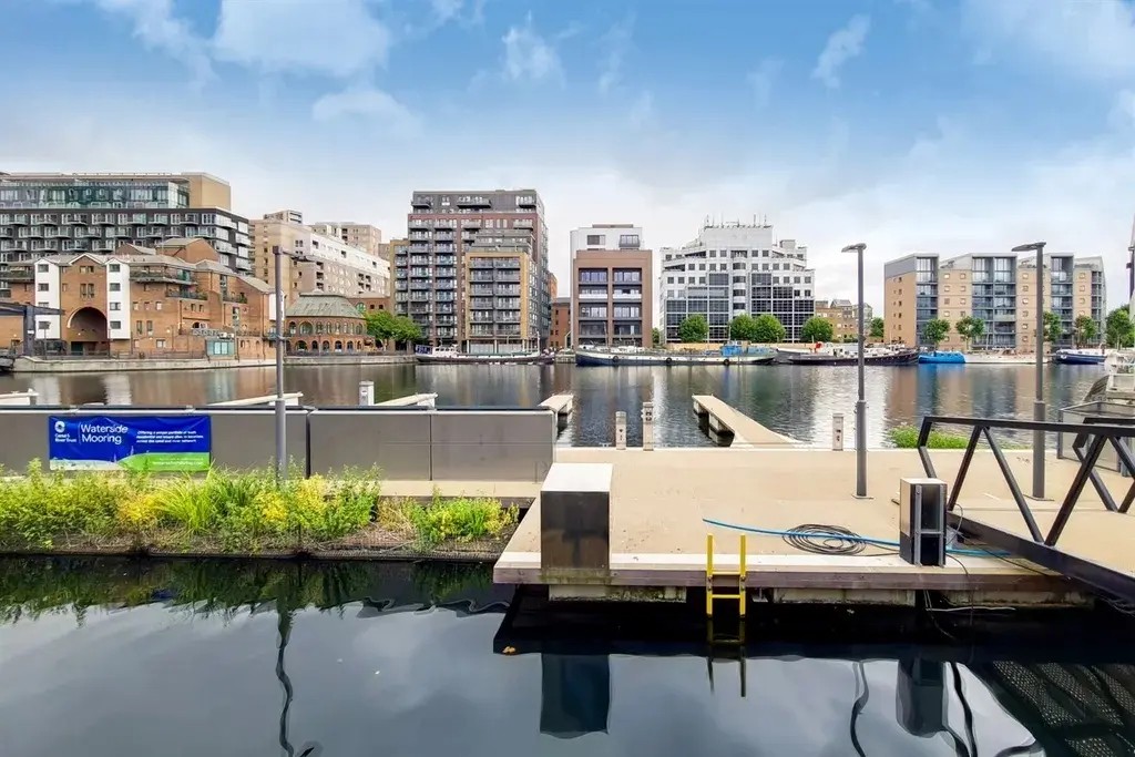 Canary Wharf丨Dock East Apartments丨2B2B已下