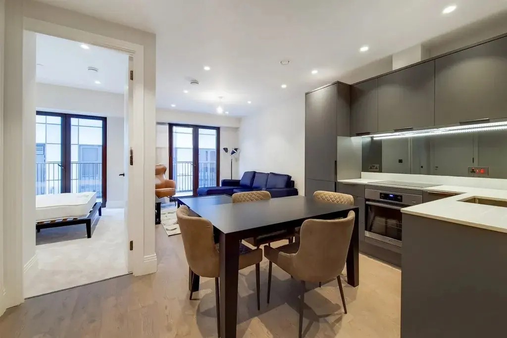 Canary Wharf丨Dock East Apartments丨2B2B已下