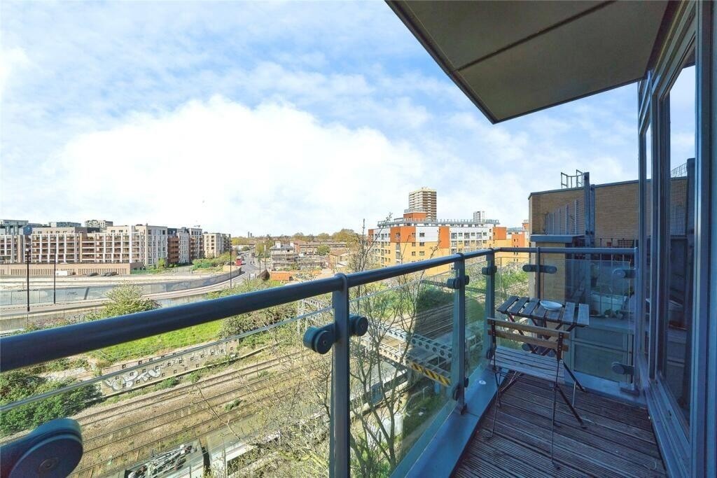 Stratford丨The Stratford Eye丨2B2B已下