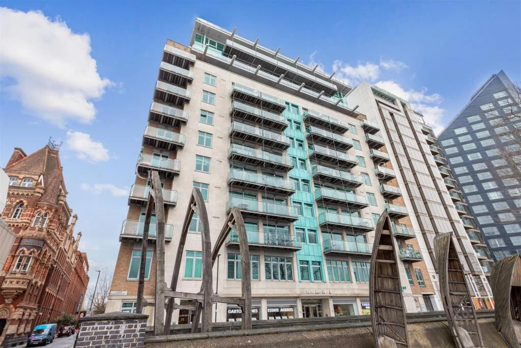 Vauxhall丨9 Albert Embankment丨2B2B已下